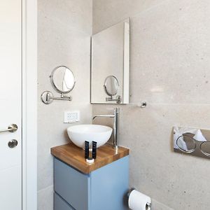 Appartement de Luxe à 2 Chambres à Coucher